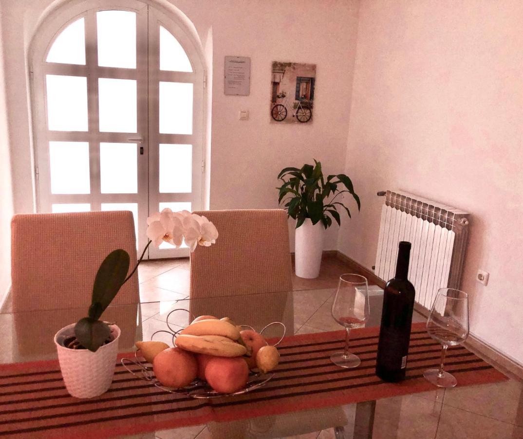 Apartments Roberta Novigrad Istria Exterior foto