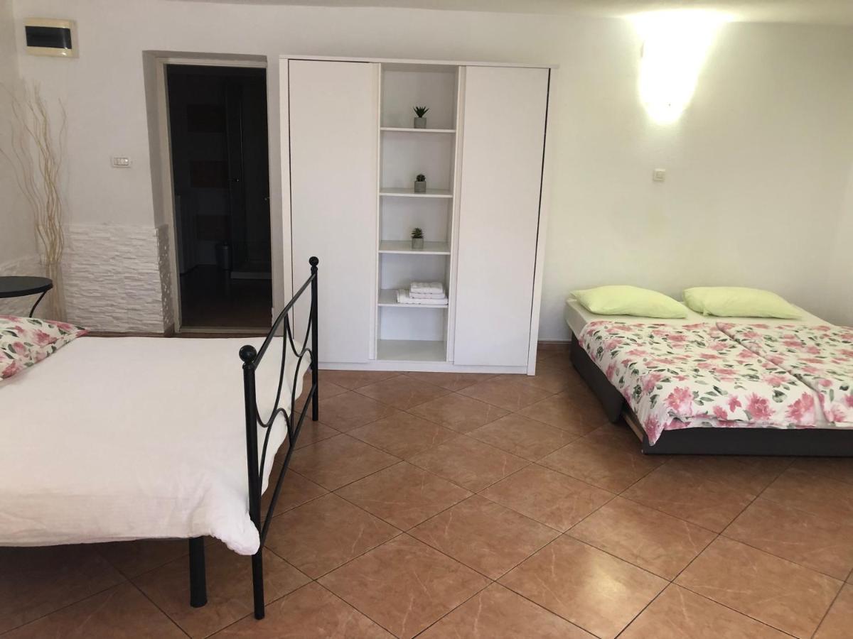 Apartments Roberta Novigrad Istria Exterior foto