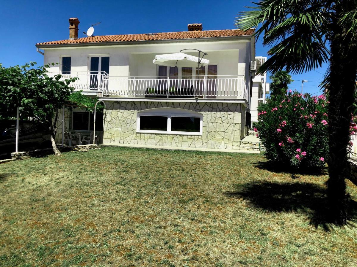 Apartments Roberta Novigrad Istria Exterior foto
